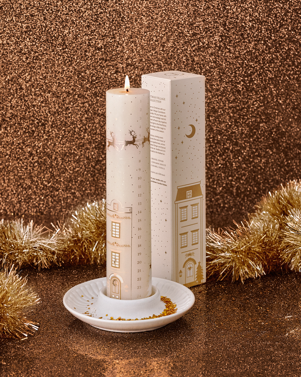 Village Deluxe Countdown Scented Candle 450 g