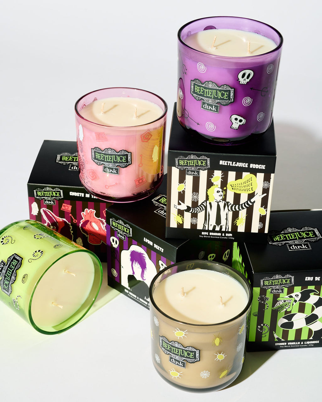 Eau de Sandworm Candle 410g