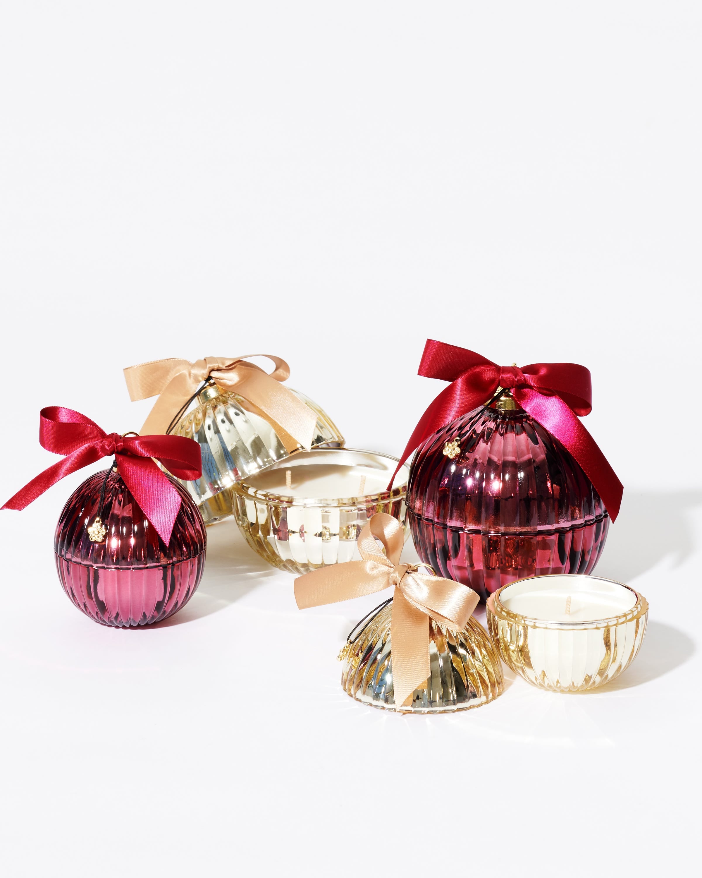 Lily Bouquet Soy Blend Scented Bauble Candle 170 g