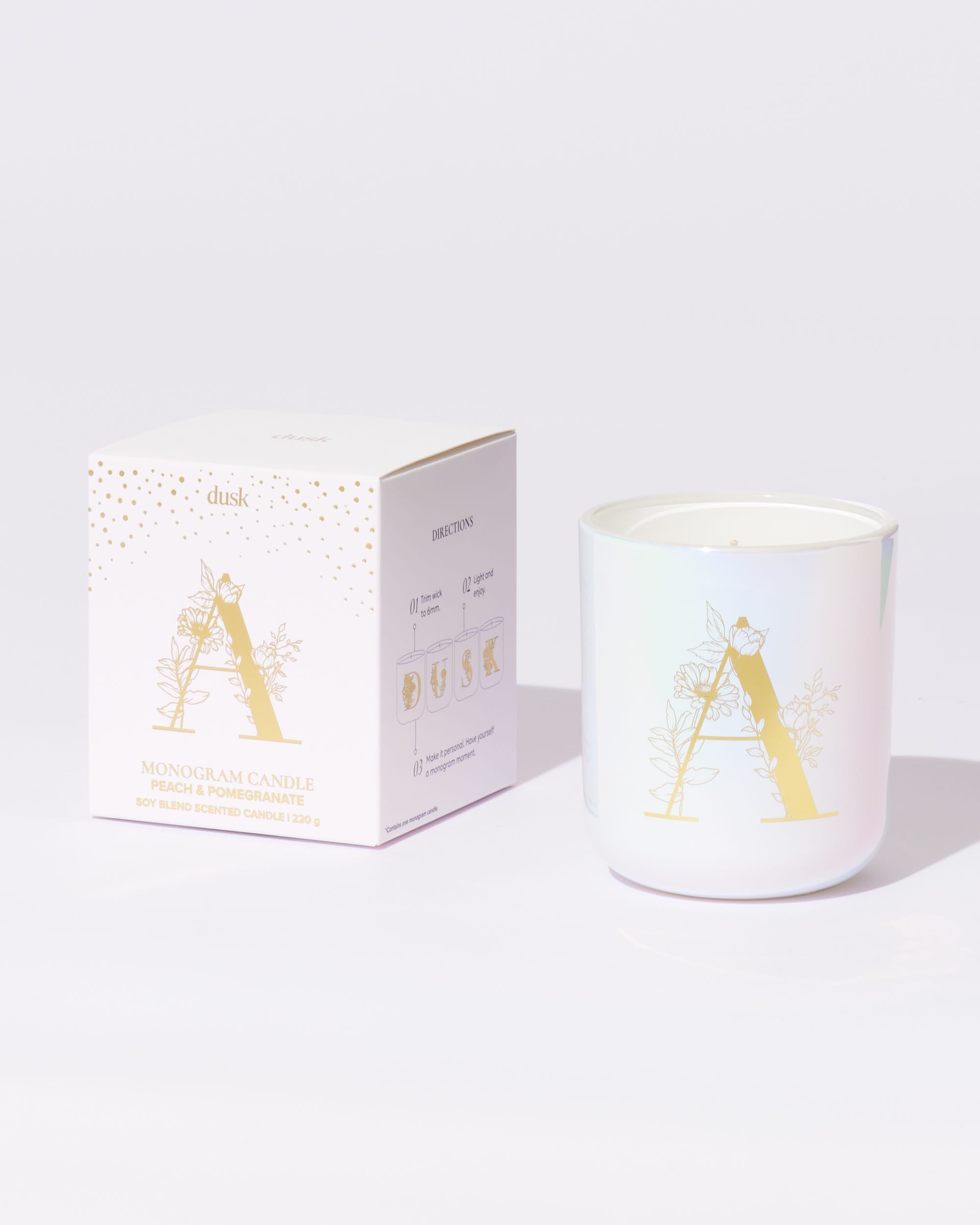 A Monogram Candle 220g