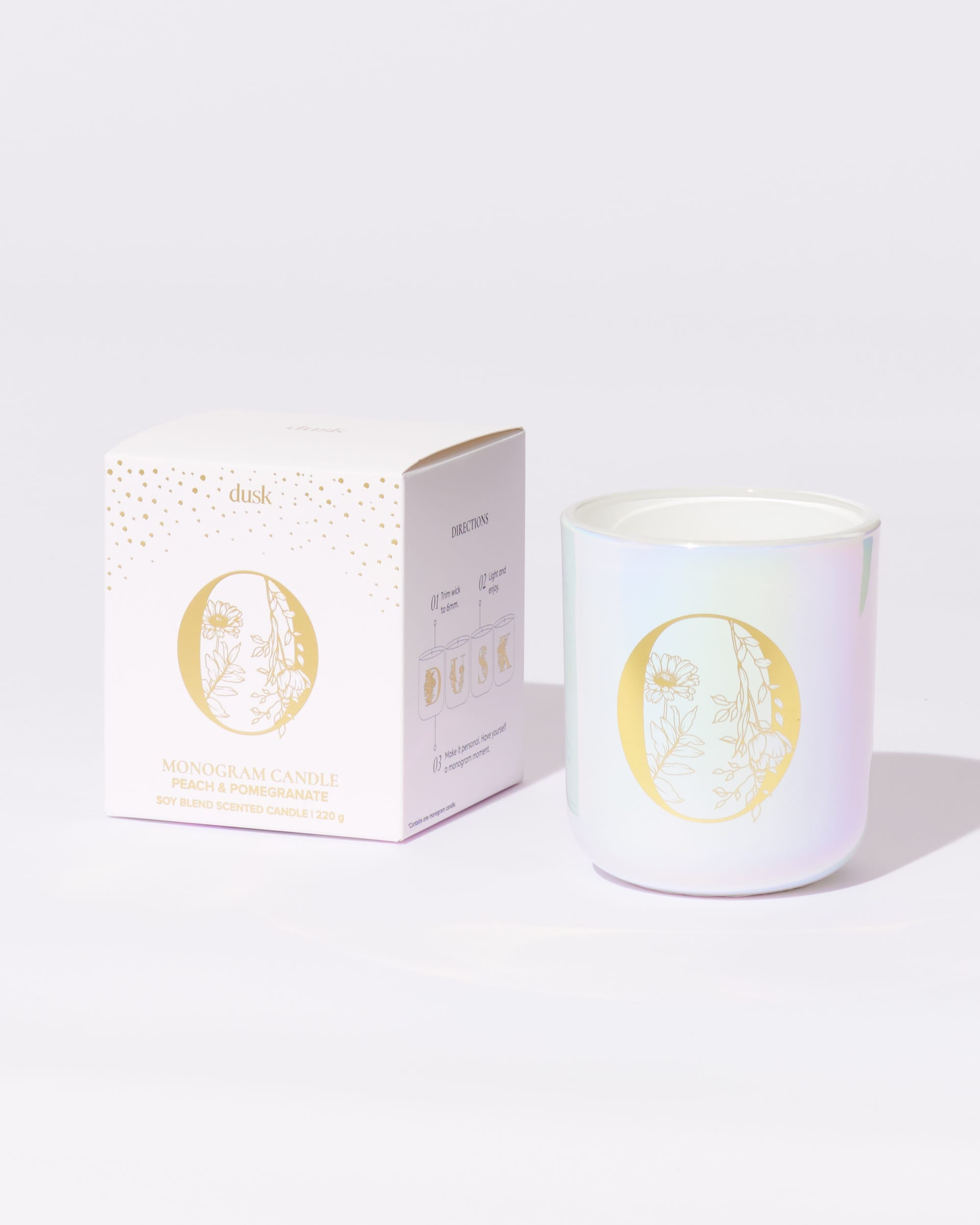 O Monogram Candle 220g
