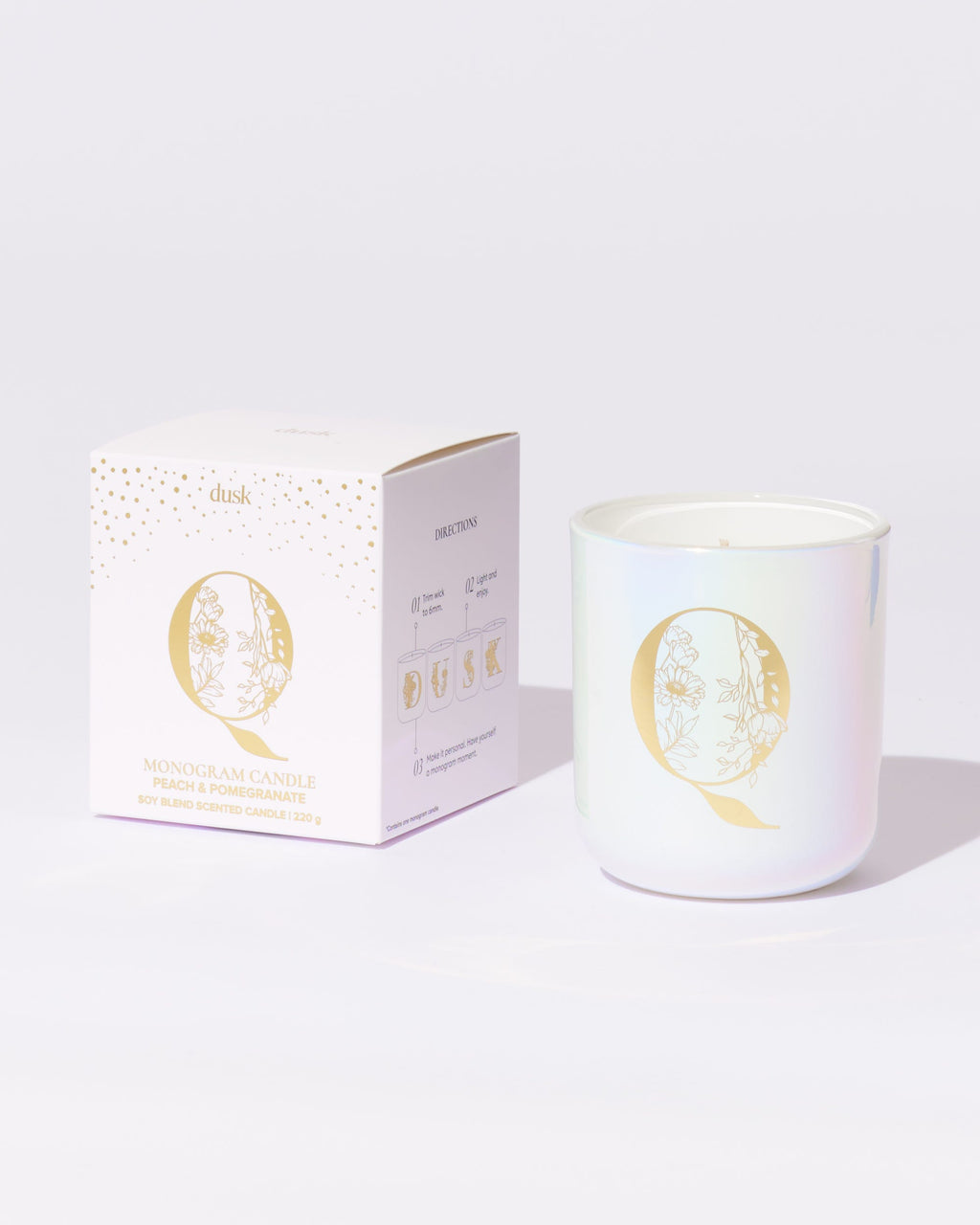 Q Monogram Candle 220g