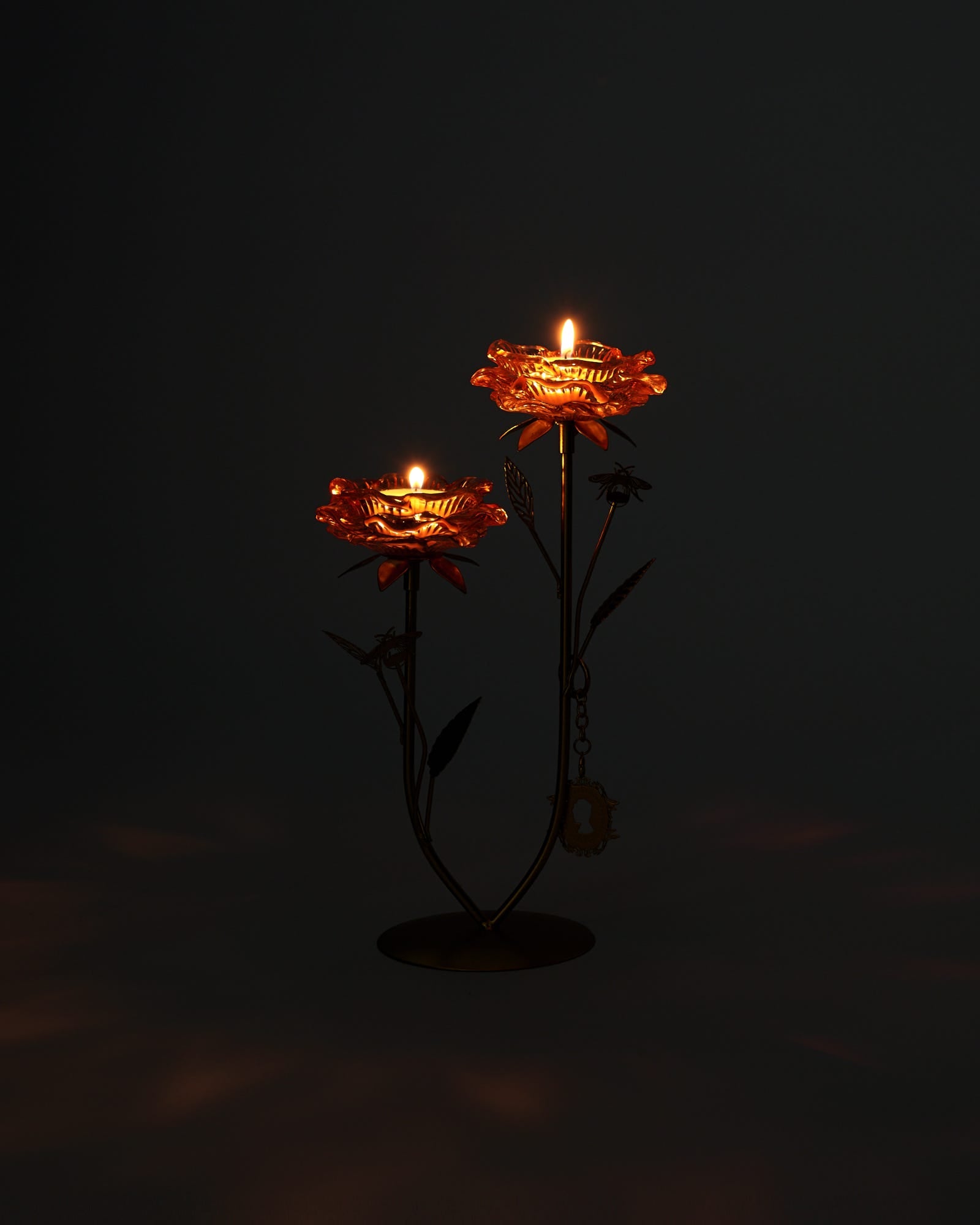 Queen's Roses 2 Cup Tealight Holder