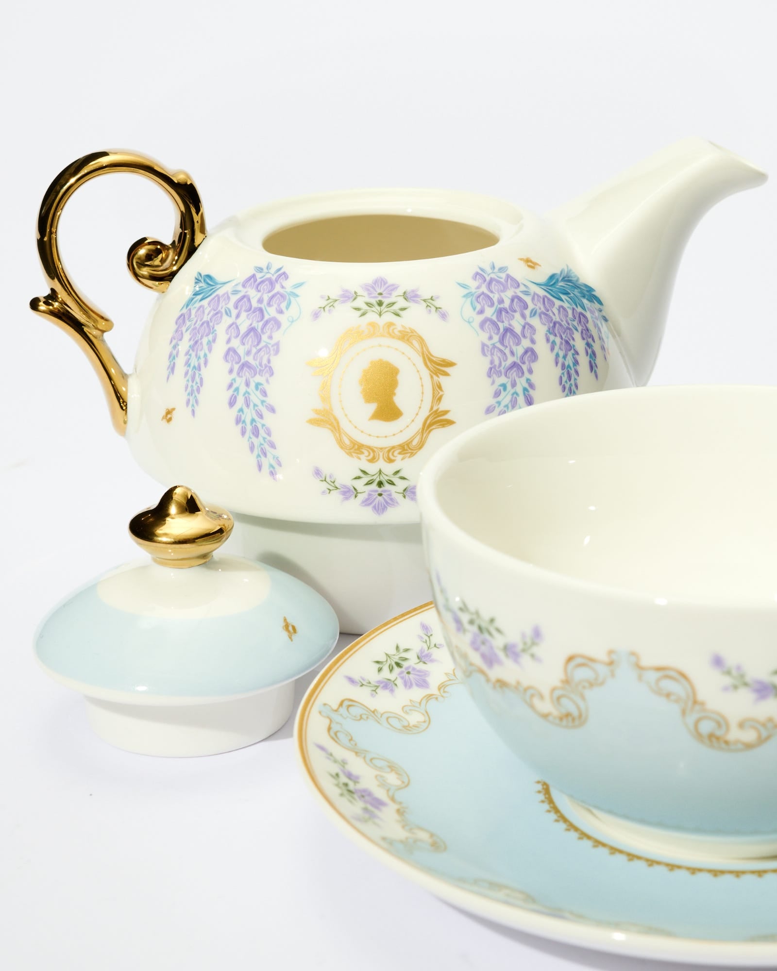 Scandalous Soiree Tea for One