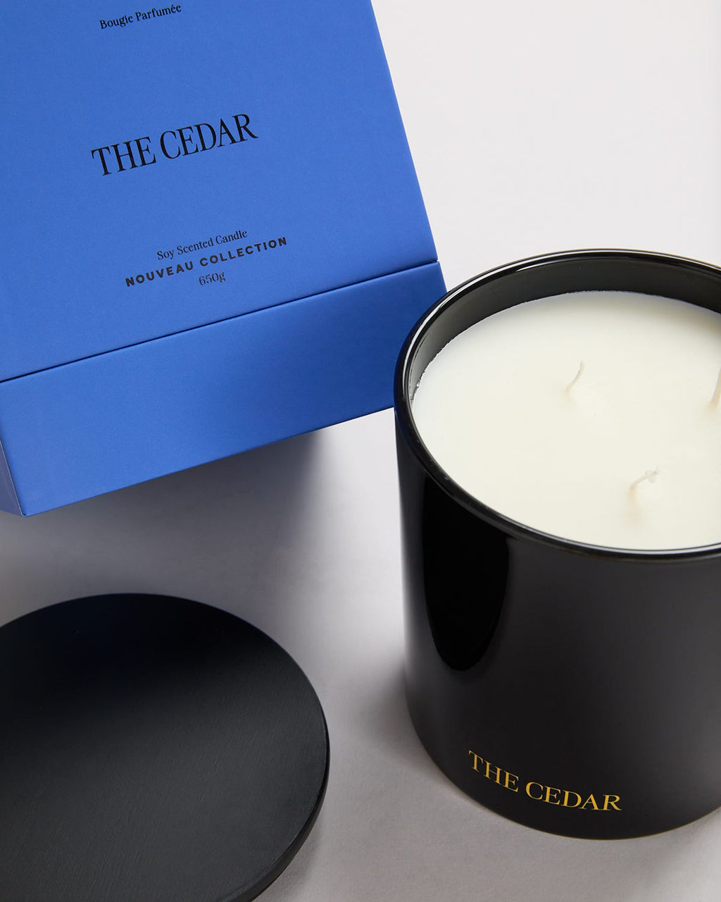 The Cedar Candle 650g Nouveau