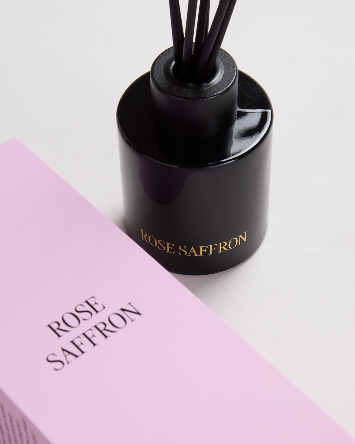 Rose Saffron Reed Diffuser 200mL Nouveau